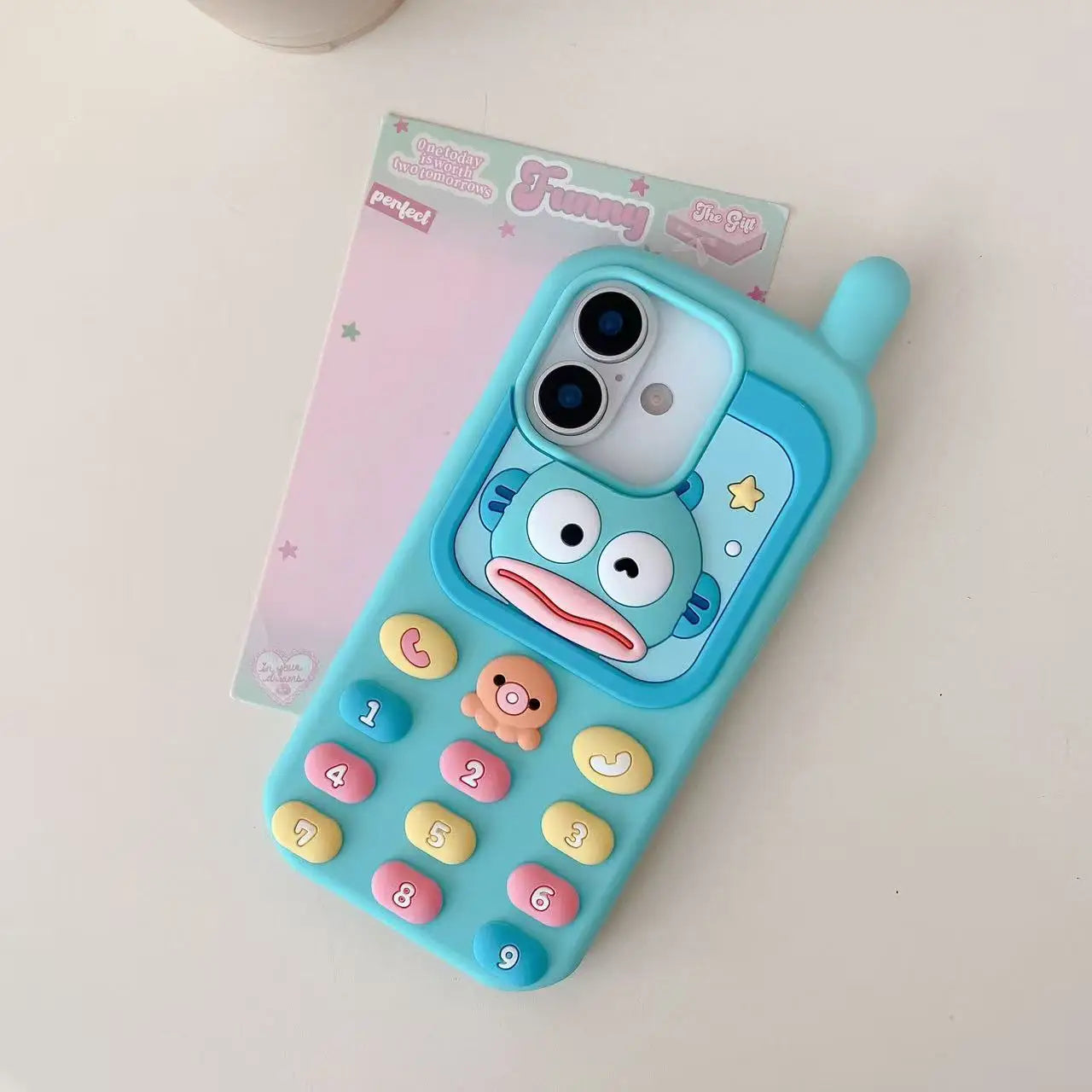 ユニークな魚デザインのiPhoneケースTM