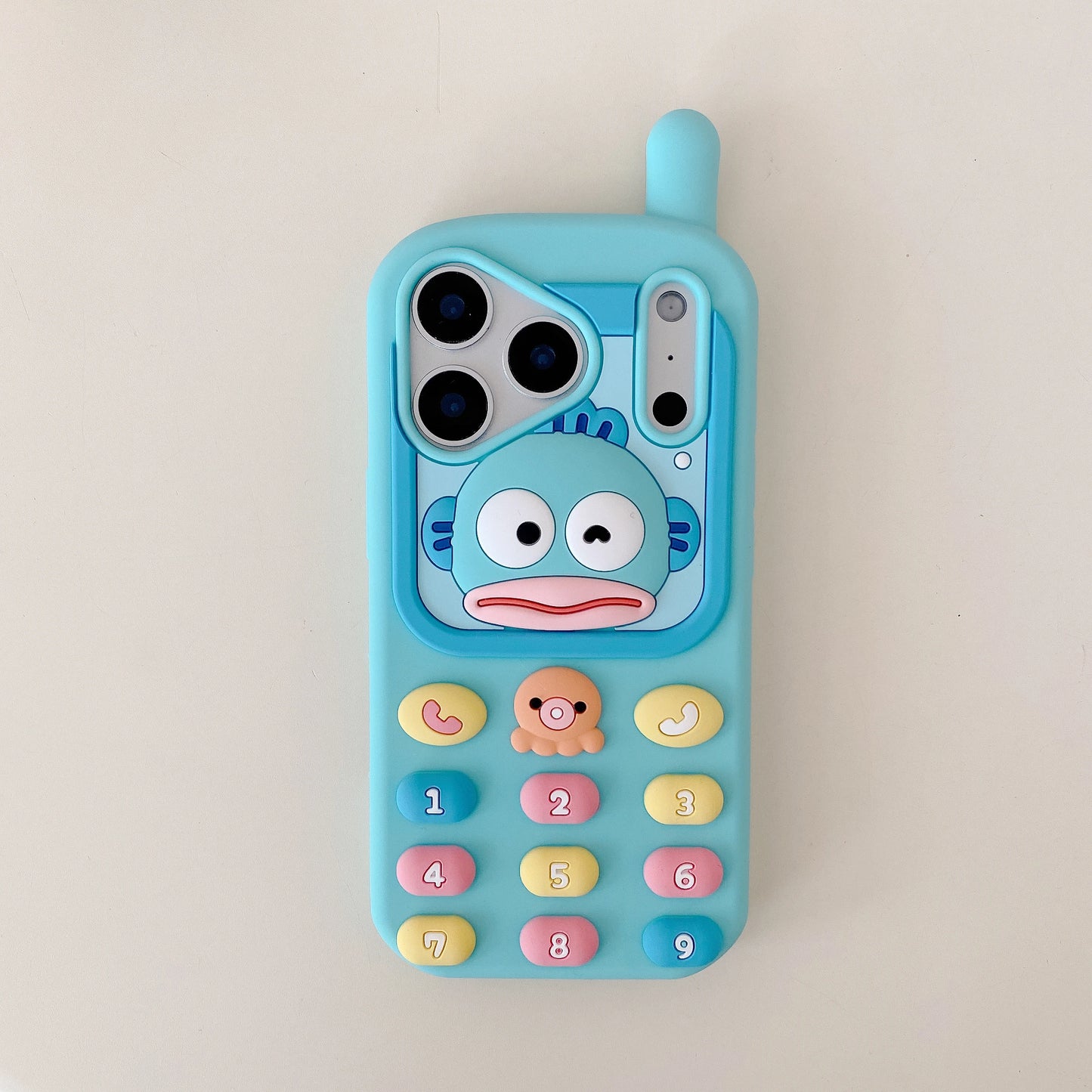 ユニークな魚デザインのiPhoneケースTM